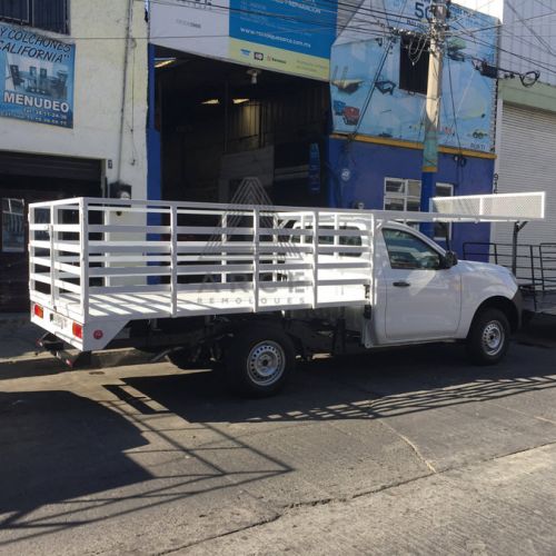 Adaptación de estructura a camioneta cuadrada