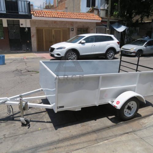 Caja abierta con rampa trasera