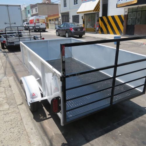Caja abierta con rampa trasera