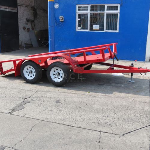Remolque tipo plataforma con balancín